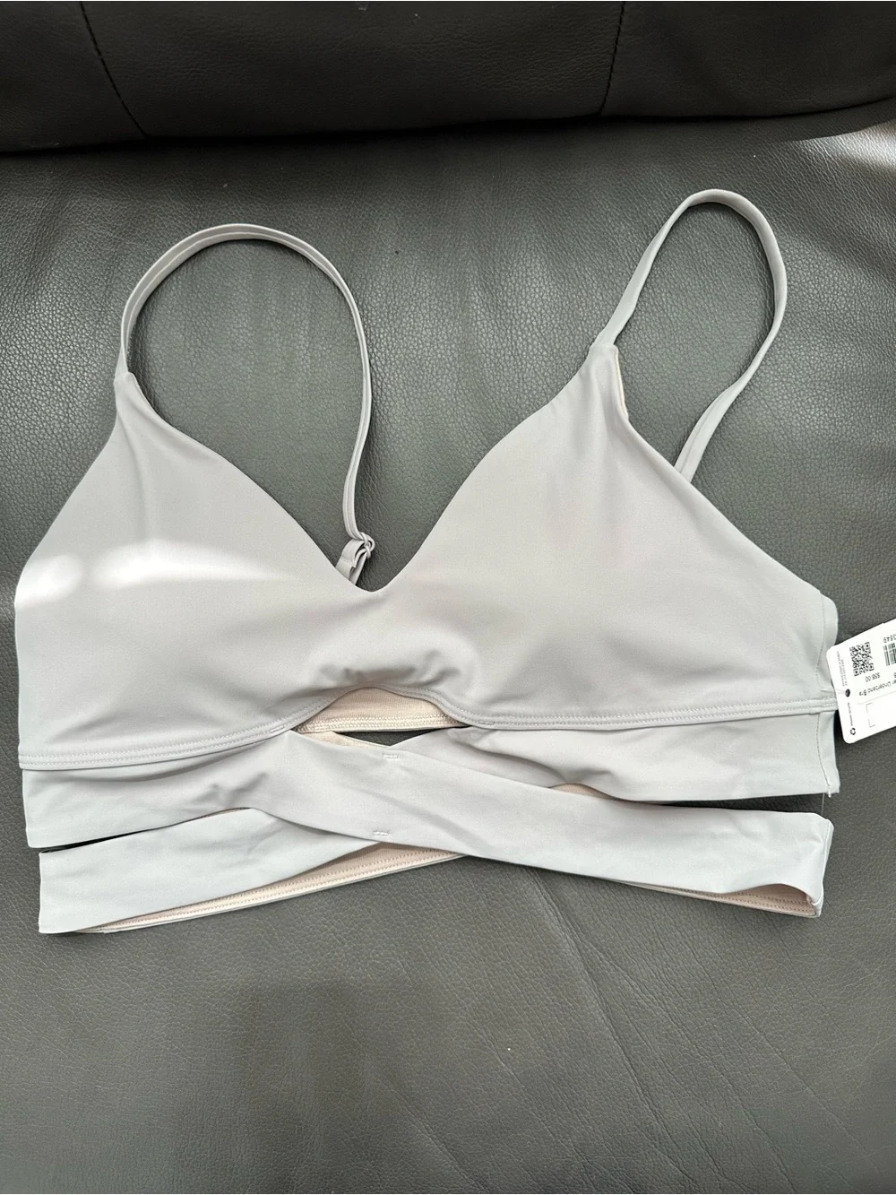 Lululemon v-neck crossover Underband Bra - light grey